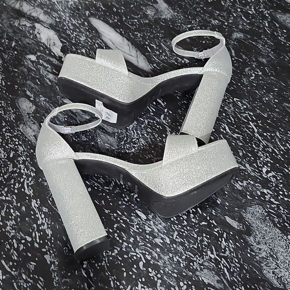 BRAND NEW MADDEN GIRL OPEN TOE ANKLE STRAP BUCKLE PLATFORM CHUNKY  HEELS SANDAL - Picture 8 of 16